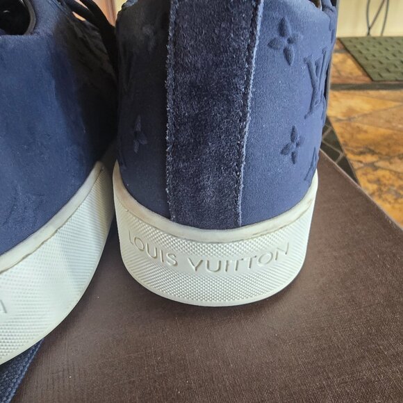 Louis Vuitton sneakers size 38.5 - Picture 7 of 10